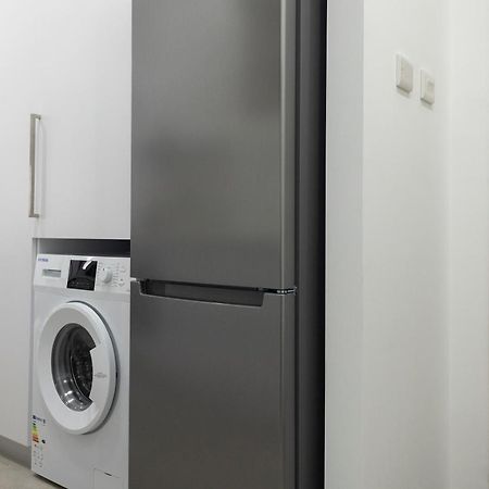 Lovely 2 Bed Apartment In Larnaca City Centre Exteriör bild